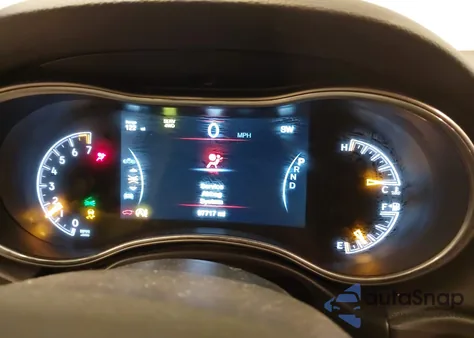 2019 Jeep Grand Cherokee Limited 4X4 z USA, uszkodzony, nr VIN 1C4RJFBG1KC810014